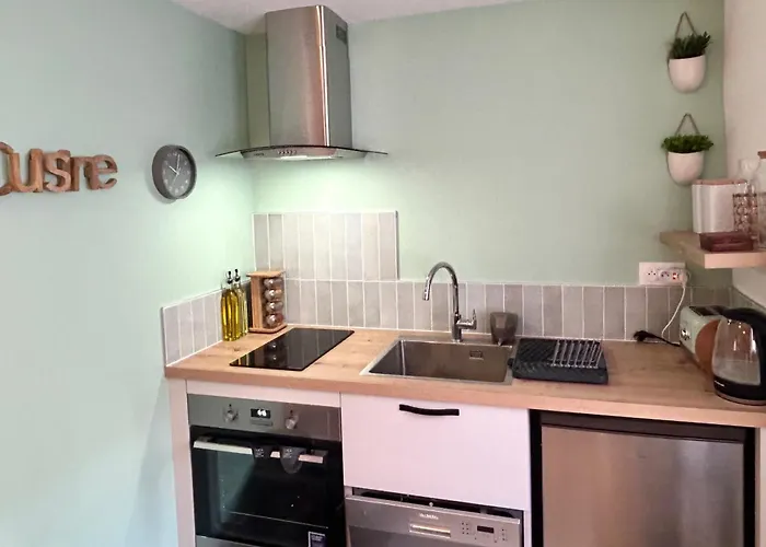 L 'ecrin - Balneo & Cineroom 펜션