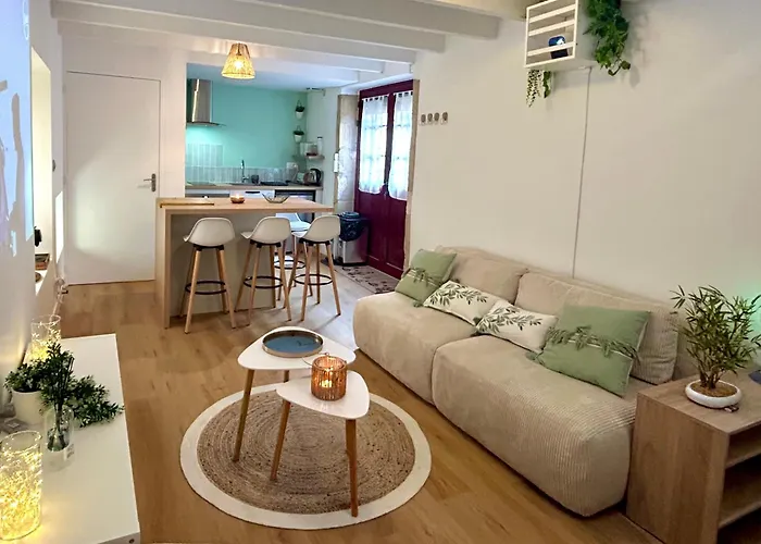 Vakantiehuis L 'ecrin - Balneo & Cineroom